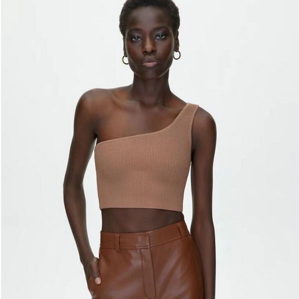 Brand new Babaton Sculpt Knit One-Shoulder Cropped Tank